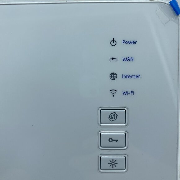 Bell Sagemcom Home Hub 1000 Modem Model Fast4350 with Power Adapter White - Picture 8 of 12